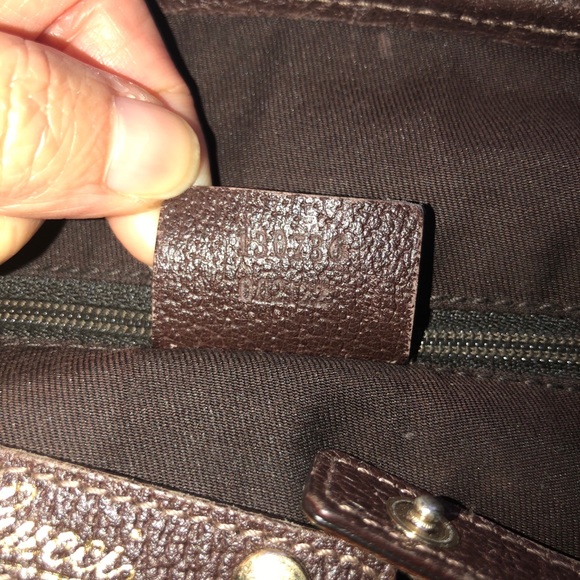 AUTHENTIC GUCCI Monogrammed Handbag - Picture 9 of 10